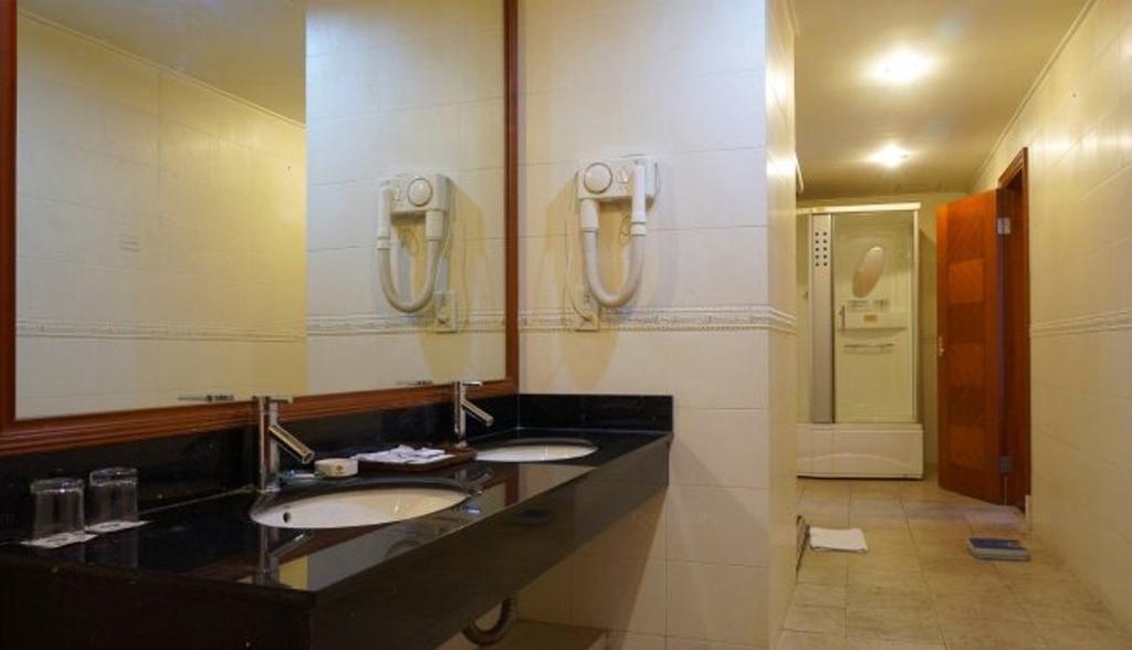 Yingfeng Hotel Dongguan  Zimmer foto