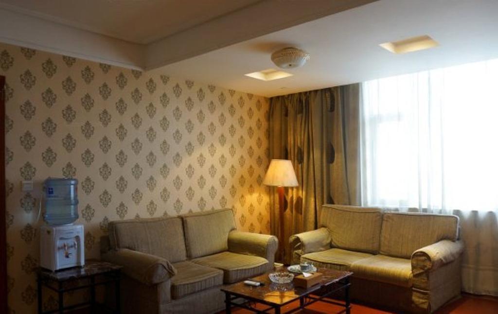Yingfeng Hotel Dongguan  Zimmer foto